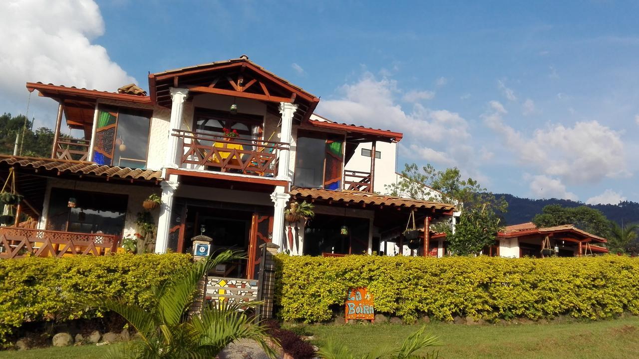 Coliving La Boira Acomodação com café da manhã Jardin Exterior foto