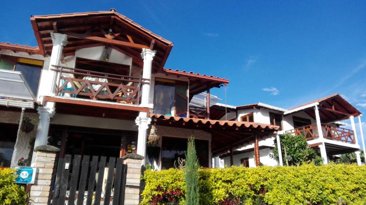 Coliving La Boira Acomodação com café da manhã Jardin Exterior foto